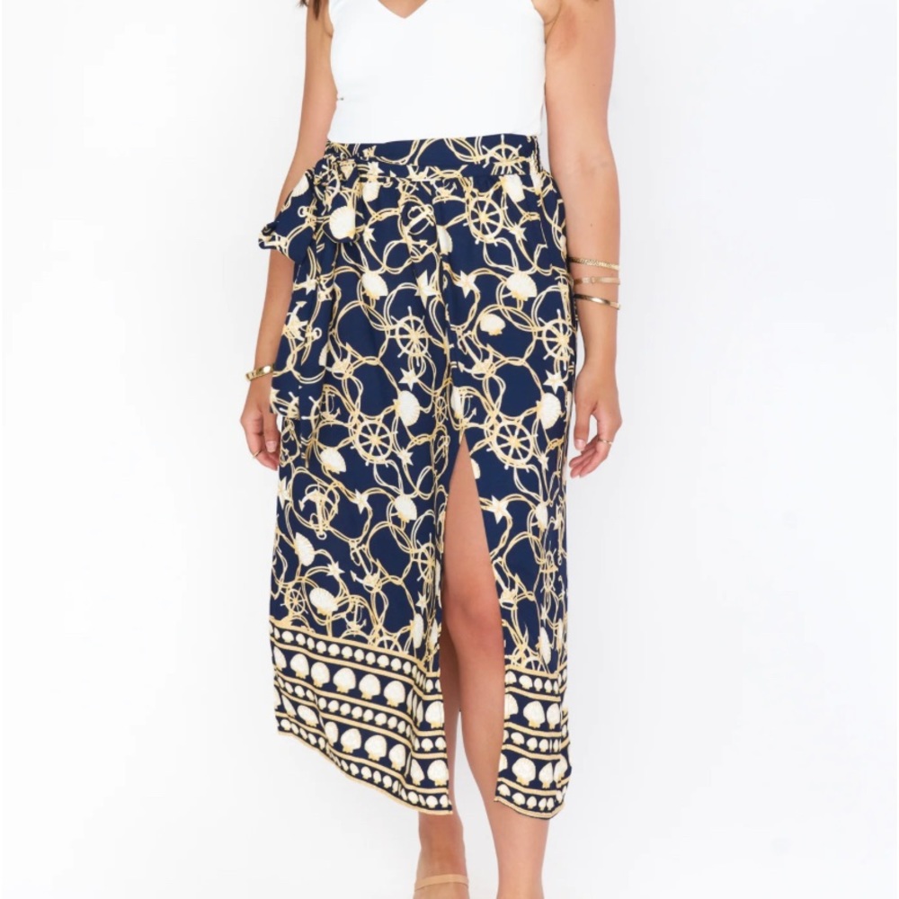 Show me your MuMu Kona Shelly’s yacht club skirt midi length size medium NWT